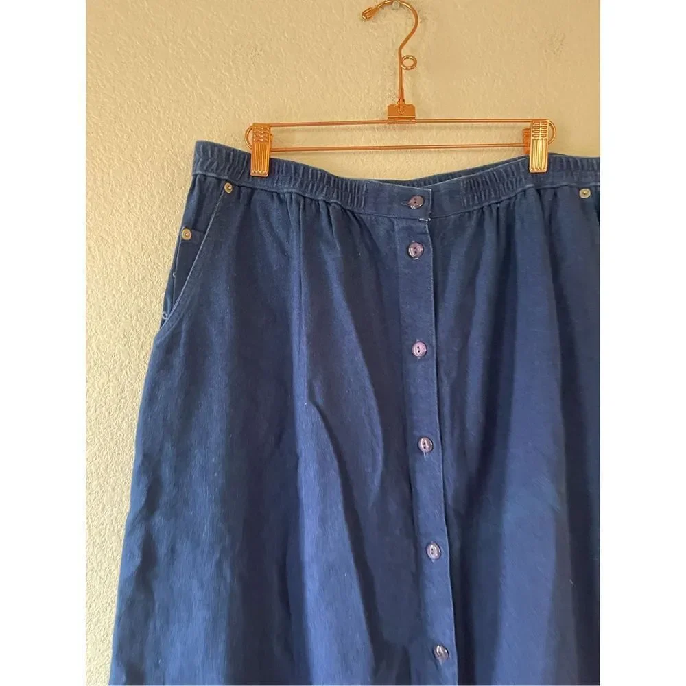 Vintage denim button front‎ midi skirt with star embroidery